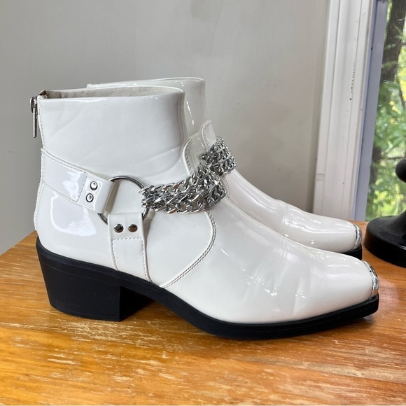 ASOS Design Western Cuban Heel Ankle Boots - Picture 6 of 15